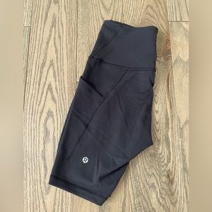 Lululemon Wunder Train 8” shorts with pockets